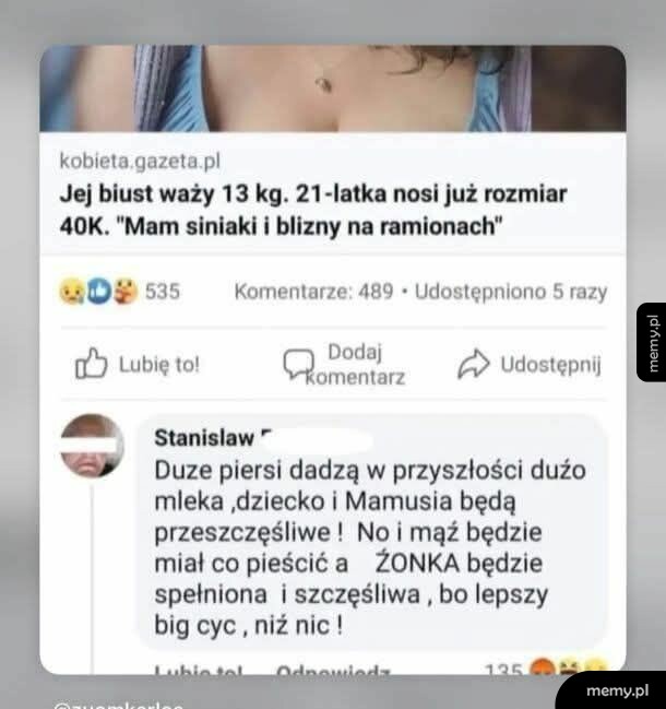 Kobieta z dużym biustem i komentarz o piersiach.