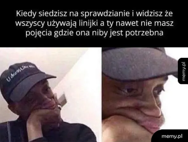 Mężczyzna w czapce z daszkiem podpiera głowę zdezorientowaną miną.