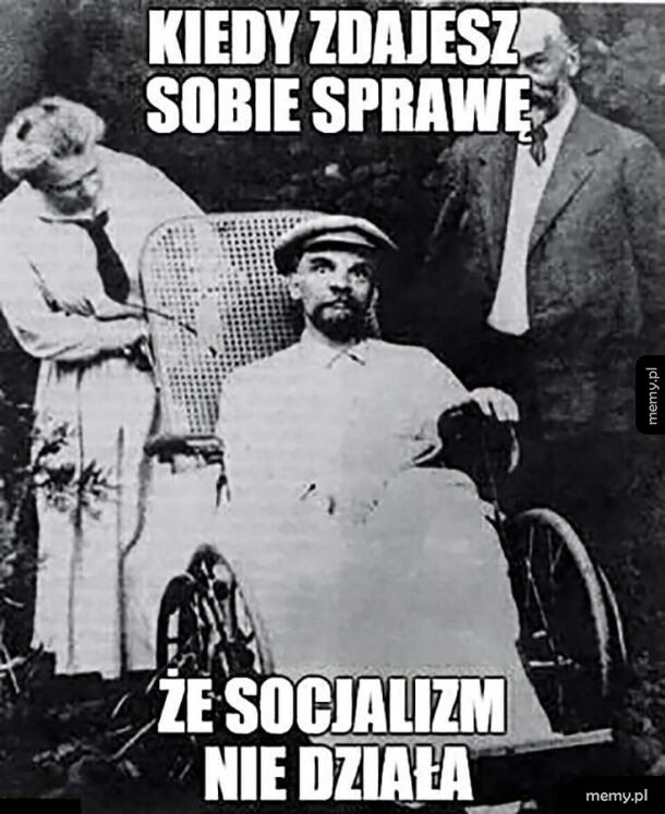 Stare zdjęcie Lenina na wózku inwalidzkim z podpisem
